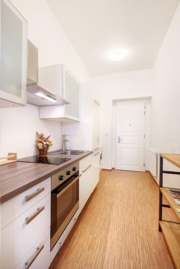 Paradise Apartment Прага Экстерьер фото